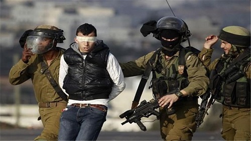 صیہونی فوجیوں نے مزید فلسطینی روزہ داروں کا گرفتار کر لیا