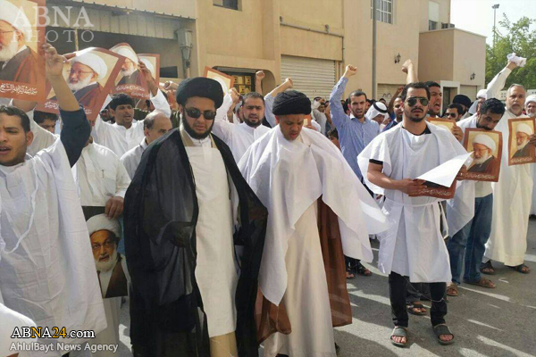 Photos: Bahraini people, clerics protest outside the Sheikh Isa Qassim's home