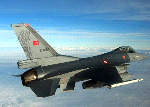 Turkish warplanes bomb PKK sites in north Iraq, southeast Turkey