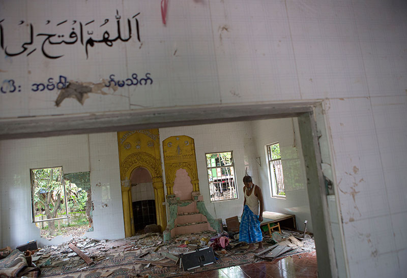 Amnesty Urges Myanmar to Impartially Probe Attack on Mosque