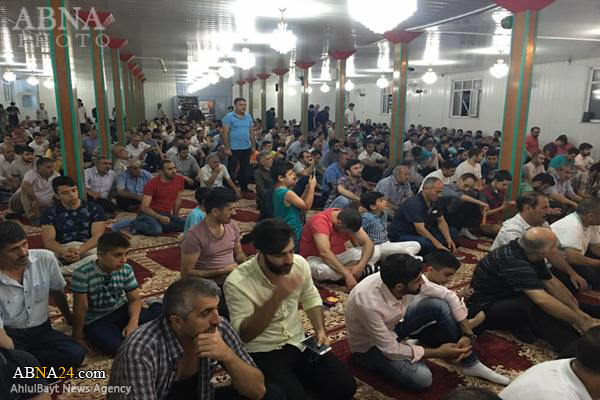 تقارير مصور/ شيعة تركيا يحيون ليلة القدر في مسجد الزينبية باستطنبول