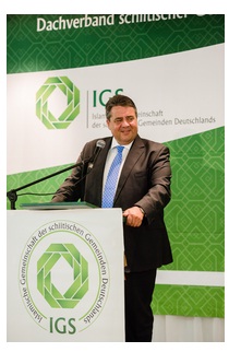 IGS-Iftarempfang 2016: Vize-Bundeskanzler Gabriel und IGS-Vorsitzender Khalilzadeh: