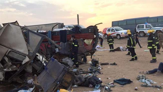 Over a dozen pilgrims die in bus overturn in Saudi Arabia