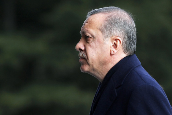 トルコ大統領とダーイシュの関係を示す証拠が存在
