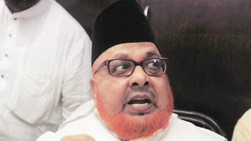 ज़ाकिर नाइक के चैनल पर प्रतिबंध लगाने की मांग।