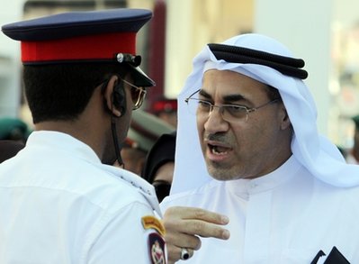 Bahraini authorities prevent three rights activists from traveling abroad