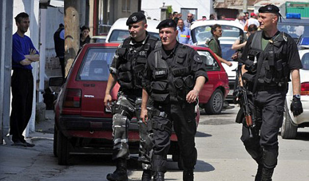 Macedonian police arrest four suspected of ISIS links