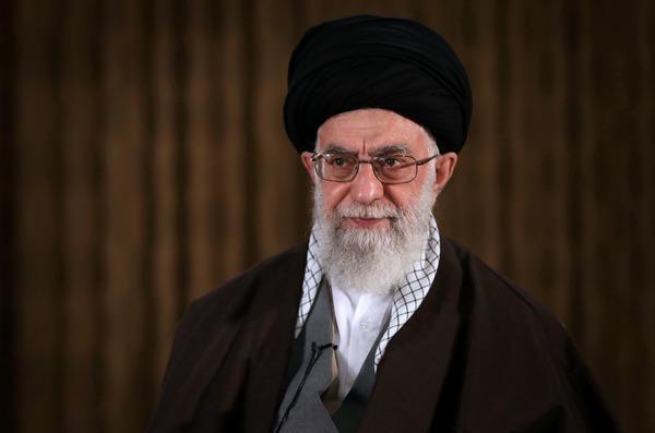  Imam Khamenei thanks servicemen involved to extinguish fire at Abou Ali Sina Petrochemical Plant