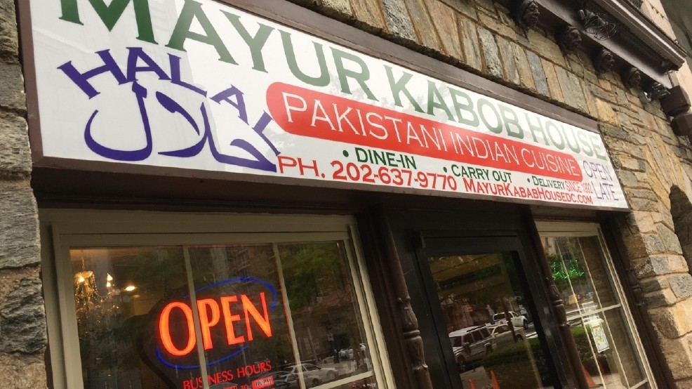 US Muslim’s Restaurant Feeds Washington Homeless for Free