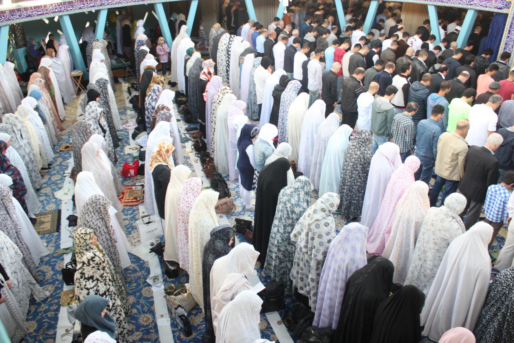 Fest zu Fetr im Islamischen Zentrum Hamburg