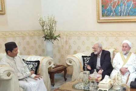 Iran's top Shia religious org urges enhanced cooperation with Indonesian Sunni religious centers