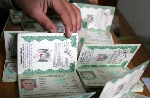 السلطة الفلسطينية تلغي جوازات سفر ممنوحة لـ"معارضين سوريين"!