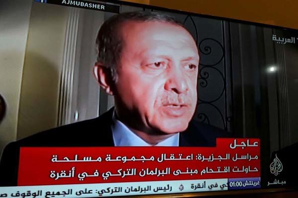 اردوغان باغی فوجیوں کے ہاتھوں گرفتار ہونے سے بال بال بچ گئے