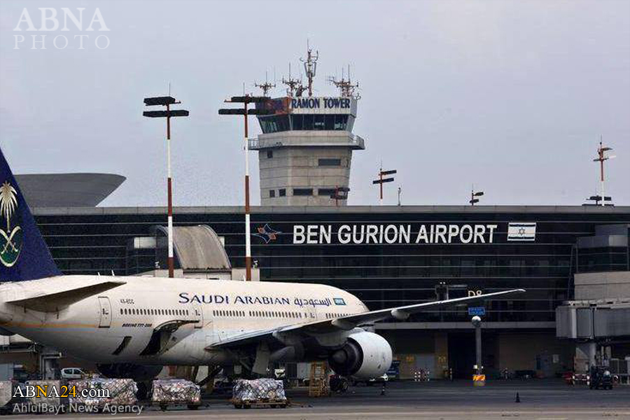 Saudi-Flugzeugs Landung am Flughafen Ben Gurion in Israel