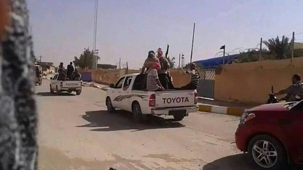 20 الف عائلة تحتجزهم داعش لاتخاذهم كدروع بشرية في القائم