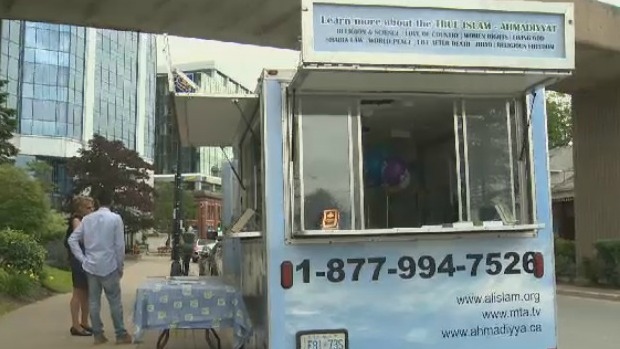 Mobile Muslims Exhibition spreads positive message about Islam