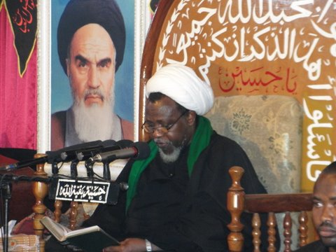 نائجیریا کے مسلمانوں نے آیت اللہ شیخ زکزکی کی رہائی کا مطالبہ کیا