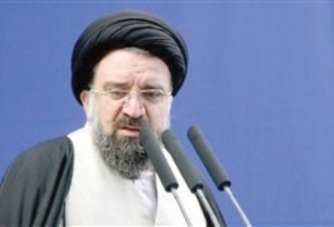 خطیب نماز جمعہ تہران : بحرینی عوام کی کامیابی کی صبح نزدیک ہے