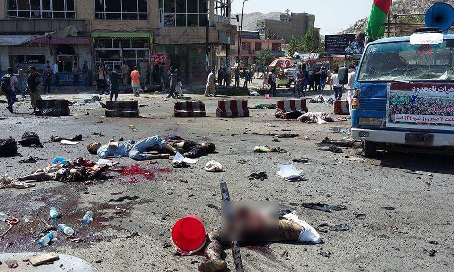 268 شهيداً وجريحاً من الهزارة في تفجير ارهابي بكابول (صور 16+)