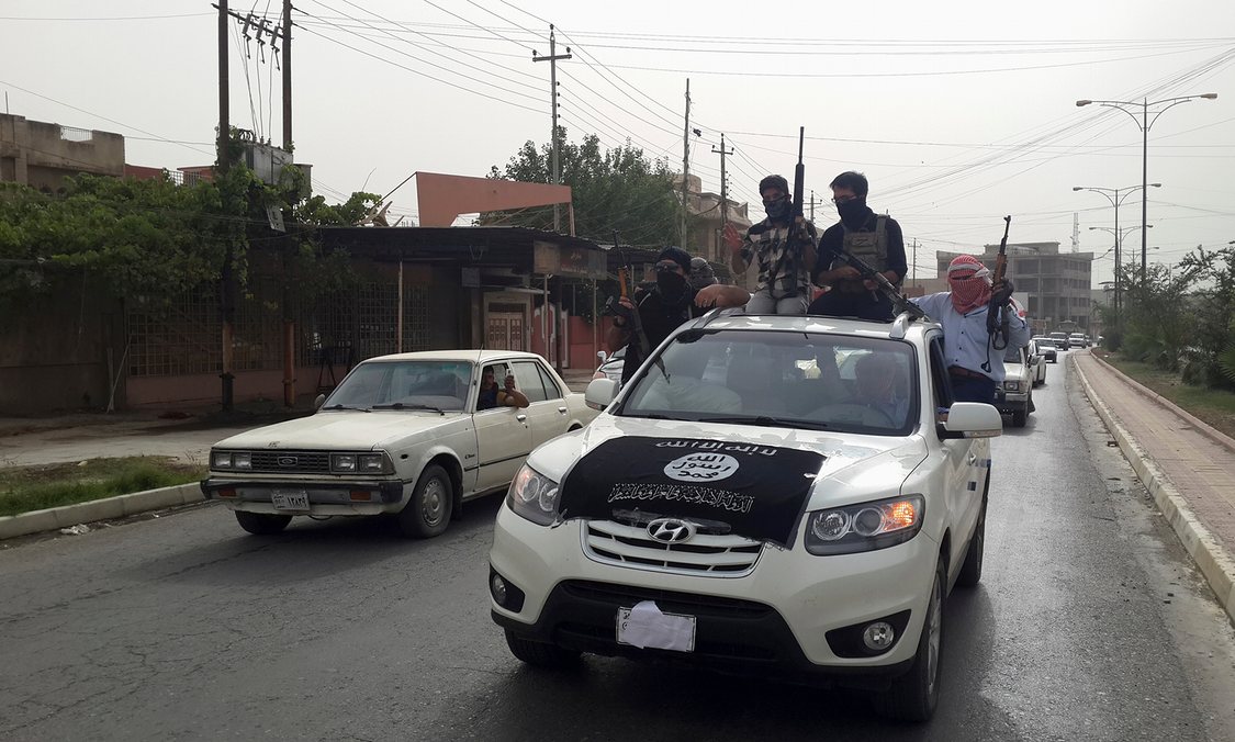  ISIS relocates its strongholds in Mosul to avoid airstrikes by Iraqi forces