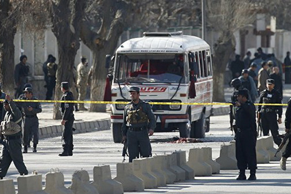 アフガニスタンで爆弾テロ、同国大統領が服喪を発表