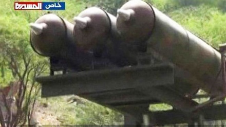 Jemenitischer Raketenangriff aus saudische Luftbasis