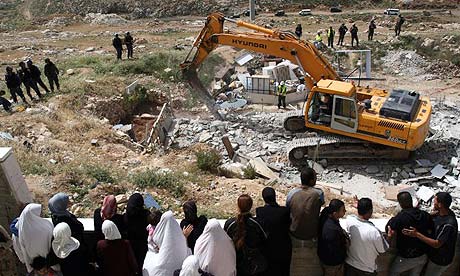 قوات إسرائيلية تقتحم قرية بالقدس لهدم منازل
