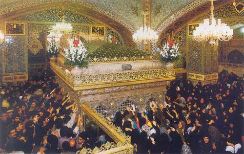 American Shia Muslim convert: Pleasure of presence at Imam Ridha shrine is unique