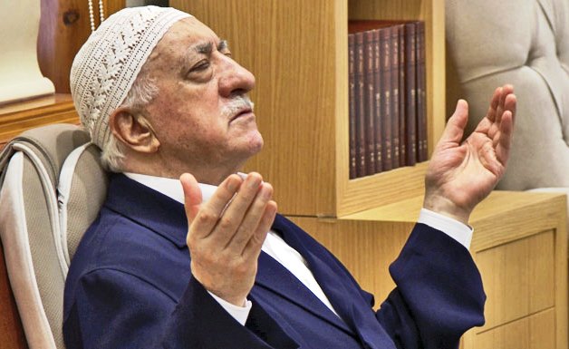 مصر نے فتح اللہ گولن کو سیاسی پناہ دینے کا اعلان کردیا