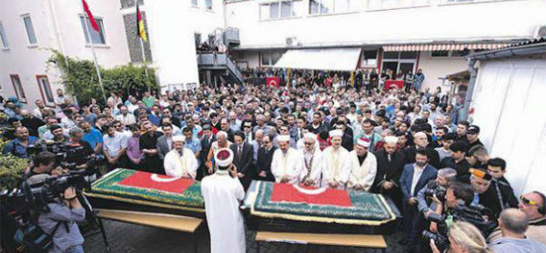 Muslime in München gedenken der Amokopfer