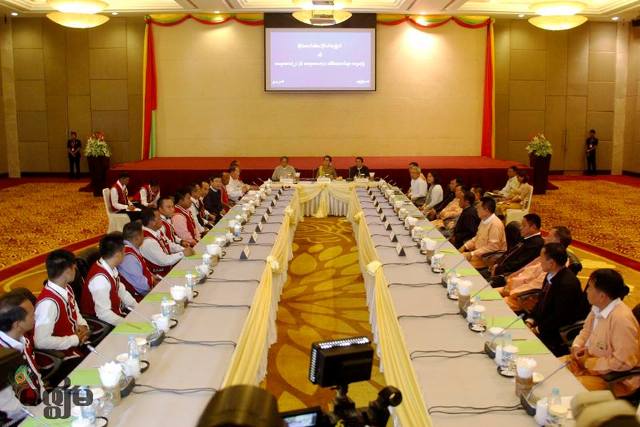 ဝ၊ မုိင္းလား အဖြဲ႕မ်ား ေဒၚေအာင္ဆန္းစုၾကည္၊ တပ္ခ်ဳပ္ ဗုိလ္ခ်ဳပ္မွဴးႀကီးမင္းေအာင္လိႈင္တုိ႔ႏွင့္ သီးျခားစီေတြ႕ဆံု