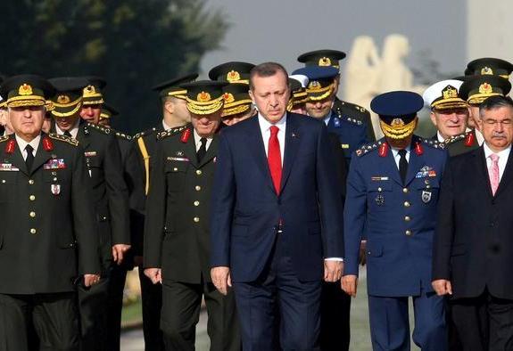 اردوغان يريد وضع رئاسة أركان الجيش والاستخبارات تحت سلطته المباشرة