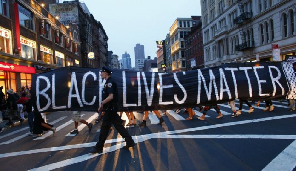 Hundreds in Canada protest death of black Muslim man