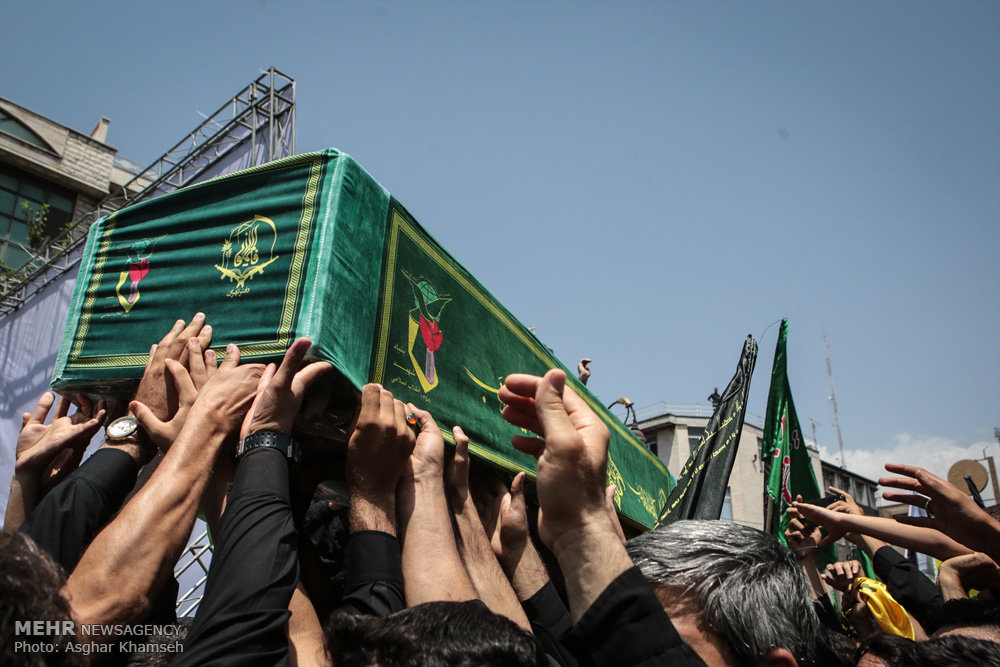 تصویری رپورٹ: فاطمیون بریگیڈ کے دو مدافع حرم شہیدوں کی تشییع جنازہ