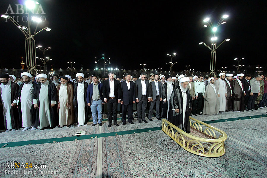 Zajednički namaz u haremu Imama Reze u Mešhedu