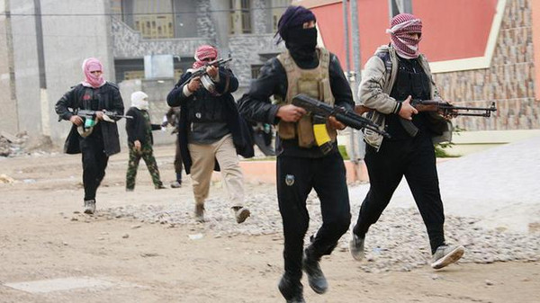 ISIS Kills Pregnant Woman, Arrests 4 Children Near Mosul