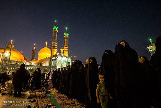 امام رضا(ع): معصومہ (س) کی زیارت کرنے والے کو میری زیارت کا شرف حاصل ہوگا