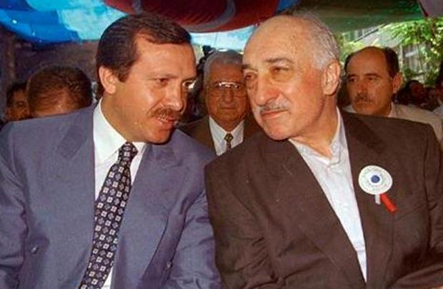 كولن يتهم اردوغان بتدمير الحركة التي يقودها بذريعة محاولة الانقلاب