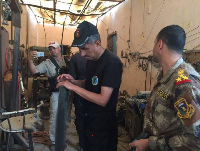 الحشد الشعبي يضبط اكبر معمل لتصنيع السيارات المفخخة والعبوات الناسفة في العراق