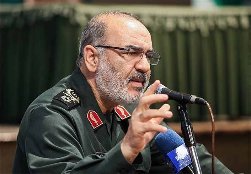 West rises takfiris to prevent spread of Islam: Iran commander