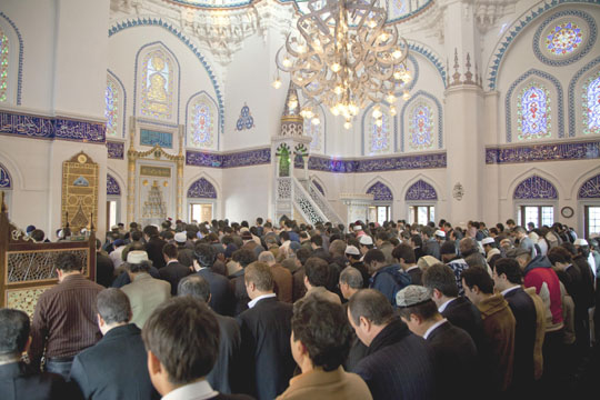 Police in Tokyo spying on Muslims
