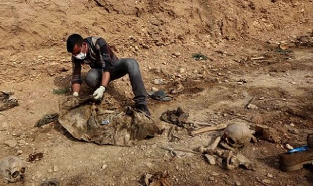  ISIS mass grave discovered in Khalidiya Island, Iraq