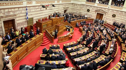 Parlament in Athen genehmigt ersten  Moschee-Bau