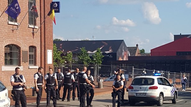 “Gobierno Belga Culpa al Daesh de Ataque con Machete a una Comisaría en Charleroi” 