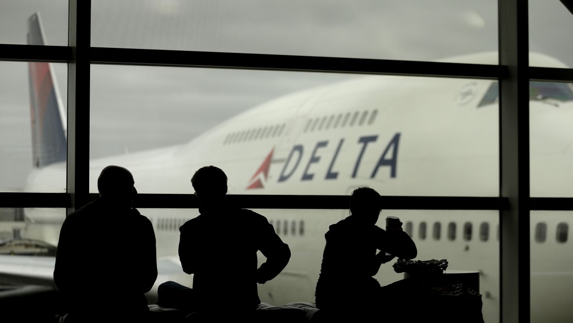 “Nueve Leyes Islamófobas Vigentes en las Aerolíneas de EEUU y Reino Unido”