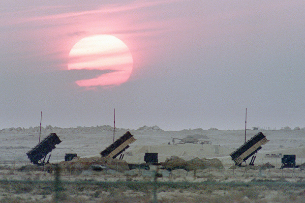 Yemeni rocket kills 4 Saudi soldiers in Jizan