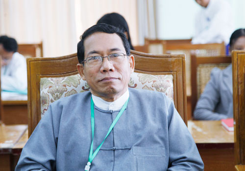  ရခုိင္ပါတီေခါင္းေဆာင္ ဦးေအးေမာင္၏ နယ္ေျမပုိင္ဆုိင္လုိမႈ မွတ္ခ်က္အား ခ်င္းတုိင္းရင္းသားမ်ား ႐ႈတ္ခ်