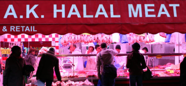 Halal-Markt muss Schweinefleisch verkaufen