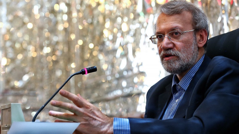 لاریجانی: ایران نے اپنے فوجی اڈے کو روس کے اختیار میں نہیں دیا