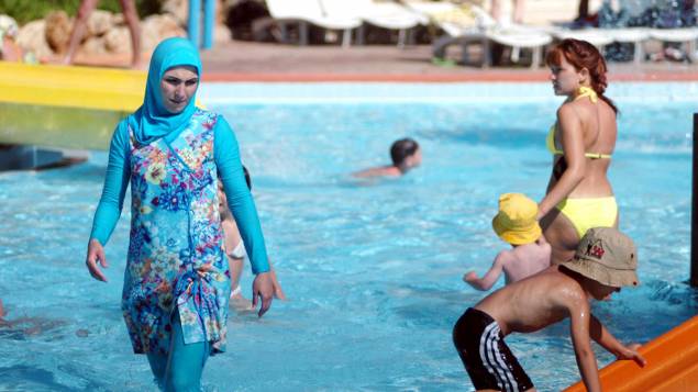 Le CCIF porte plainte contre l’arrêté anti-burkini
